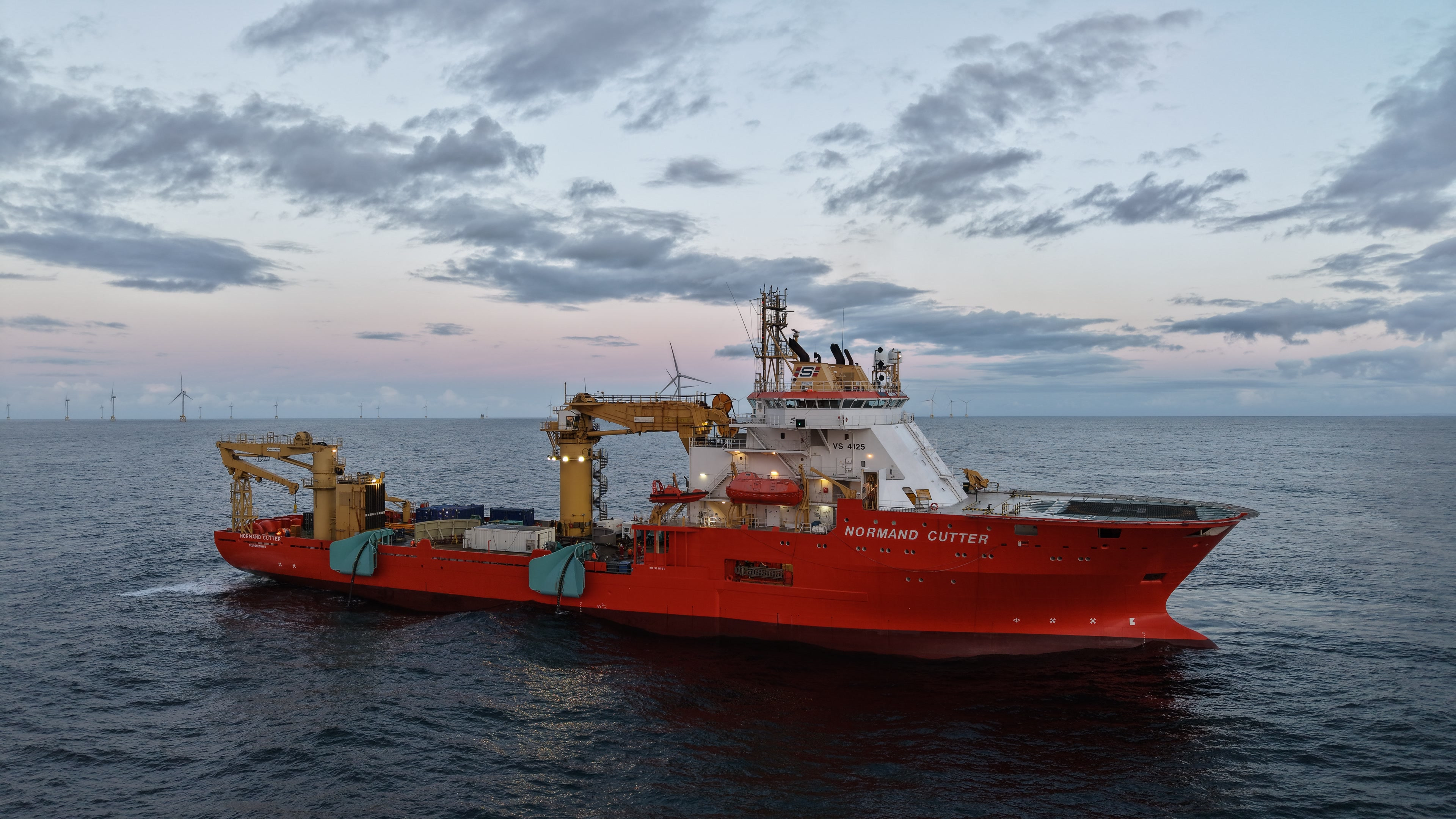 Cable jointing operations underway, with both cable ends recovered over the side